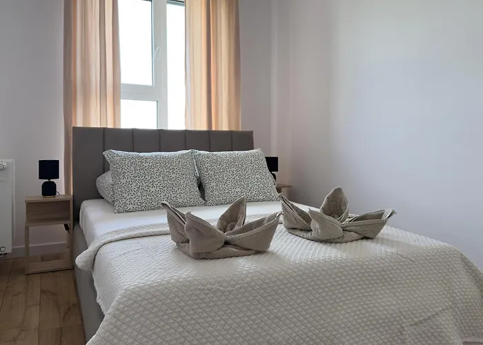 Apartment Legnicka 36 *